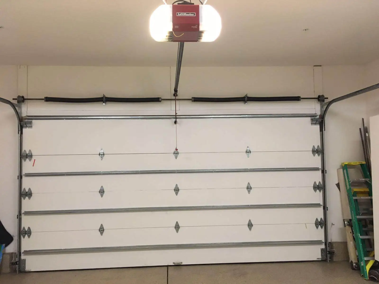 garage-door-opener-repair-Suffolk